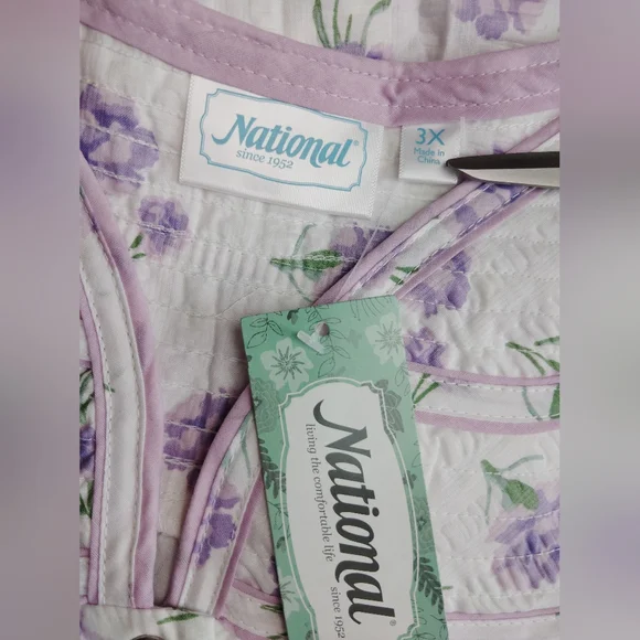 National Women's Lightweight Housecoat Mumu Pockets White Purple Floral Size 3X - Picture 7 of 11